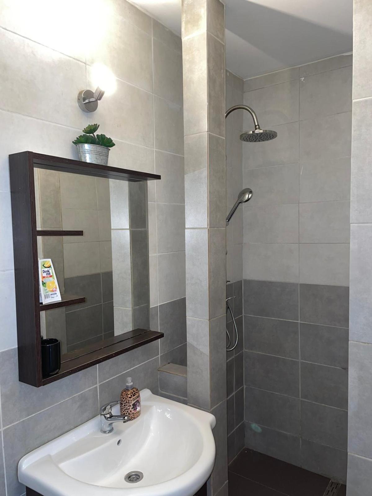 Holdfeny Apartman Шіофок Екстер'єр фото
